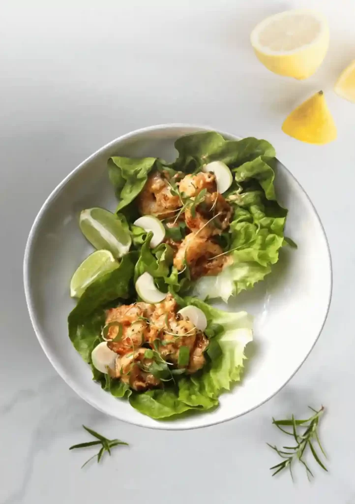 salada de camarao